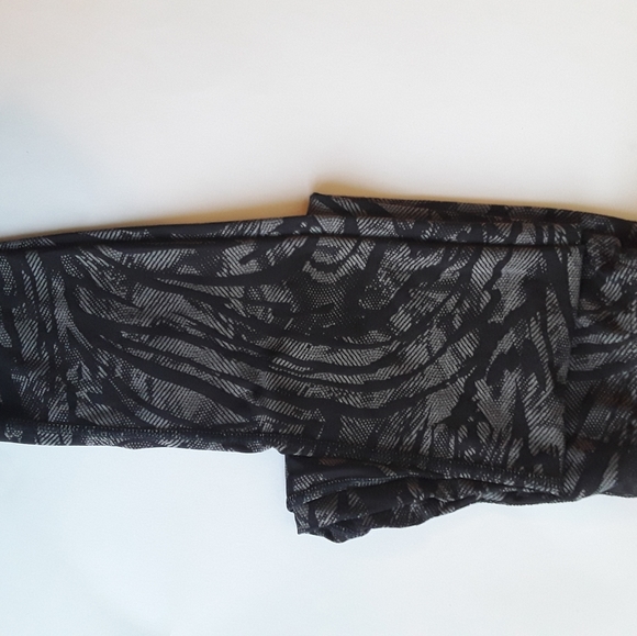 Puma Girls pink and silver pant/leggings L - Picture 6 of 11